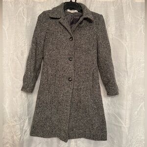 Elegant Women's Gray Coat